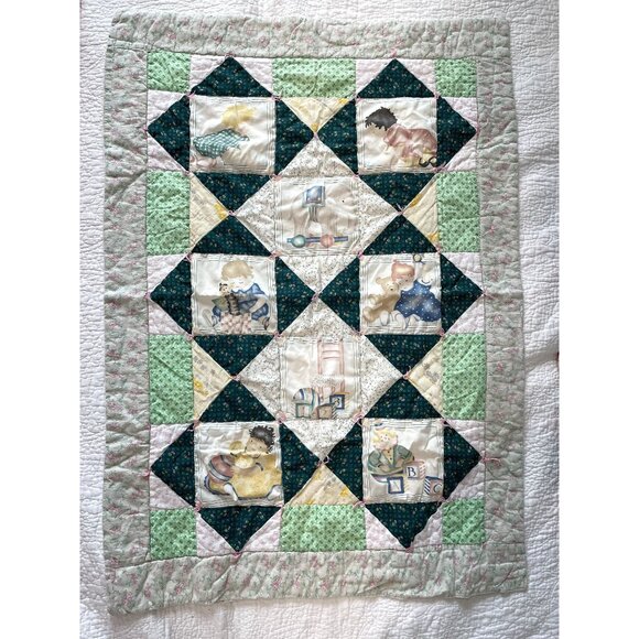 Vintage Handmade Kids Quilt 47"x 33.5" - Picture 1 of 7